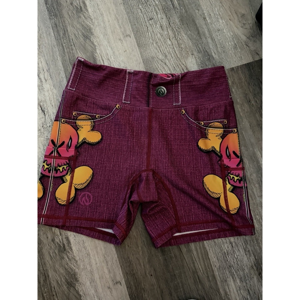 INKnBURN Women's Shorts Size 8 Color Pink Bone And Skull Print
